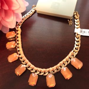 NWT Laura Peach Statement Necklace